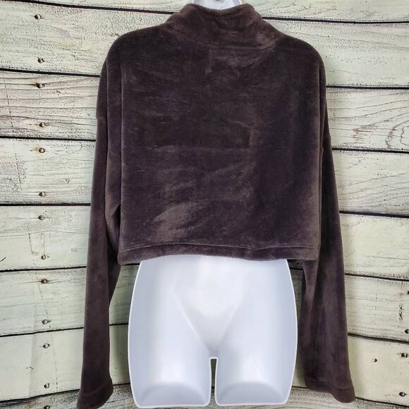 Urban Outfitters Women’s Cropped Fuzzy Fleece Pullover Sweatshirt Brown Size M - Picture 3 of 6